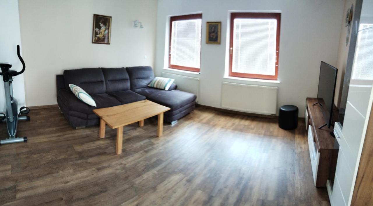 Apartma Julia Spodnje Gorje المظهر الخارجي الصورة